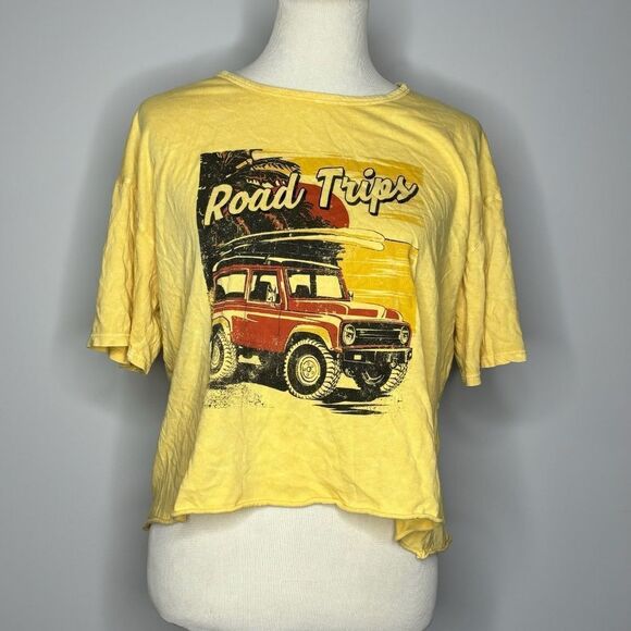 Caution To The Wind- Yellow "Road Trip" Graphic Tee - Picture 1 of 4